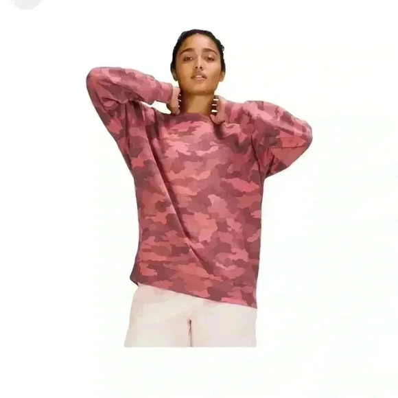 Lululemon perfectly oversized crew sweatshirt camo brier rose multi red sz 4 - Picture 1 of 6